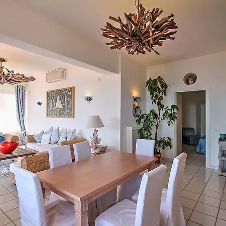 Sirenuse Sleeps 14 Pool Air Con Wifi